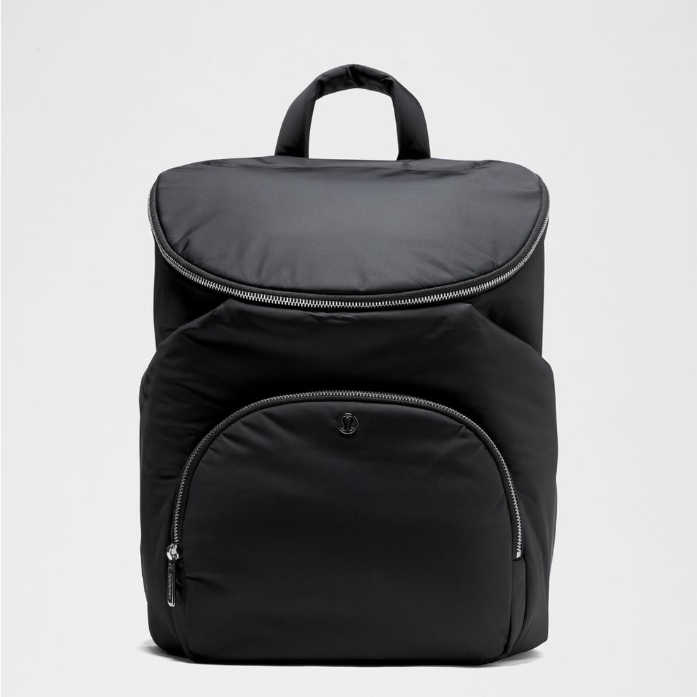 Lululemon new parent backpack